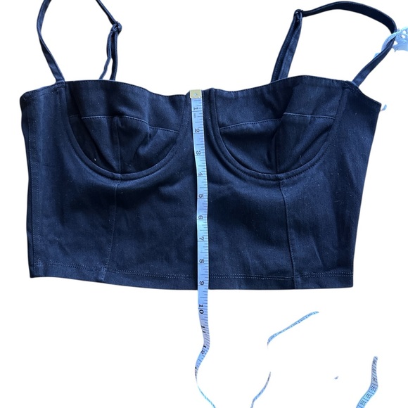 Good American Sleek Black Crop Top - Picture 8 of 8